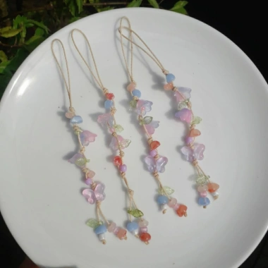 Dây treo điện thoại hoa Lily nhiều màu sắc - Xeochu giá ưu đãi 28.000 VND 4 Dây treo điện thoại hoa Lily nhiều màu sắc - Xeochu giá ưu đãi 28.000 VND 4