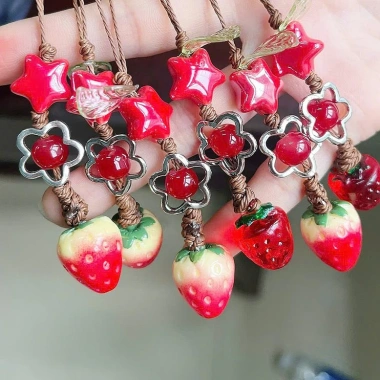 Dây treo điện thoại, túi xách, máy ảnh charm cam quýt – Keyring thời trang, giảm 20% chỉ 33.800₫ 9 Dây treo điện thoại, túi xách, máy ảnh charm cam quýt – Keyring thời trang, giảm 20% chỉ 33.800₫ 9