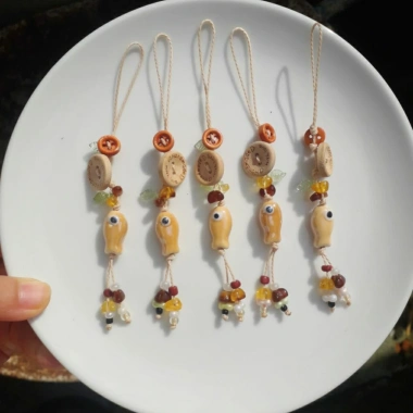Dây treo điện thoại vintage gốm cá, hoa, sao biển, mèo - Giá ưu đãi 26.000đ 7 Dây treo điện thoại vintage gốm cá, hoa, sao biển, mèo - Giá ưu đãi 26.000đ 7