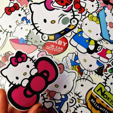 Đề can phản quang Hello Kitty mũ bảo hiểm xe máy, giảm giá 77.000 đồng 7 Đề can phản quang Hello Kitty mũ bảo hiểm xe máy, giảm giá 77.000 đồng 7