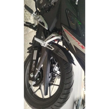 Dè Chắn Bùn Sau WINNER X V2-V3 CarBon Nhựa Đen - Giá 150k, Chống bùn, Dễ lắp