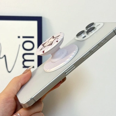 Đế iPhone họa tiết mèo sọc, tương thích iPhone 11‑13‑14‑15‑16‑17, giá ưu đãi 82.841₫