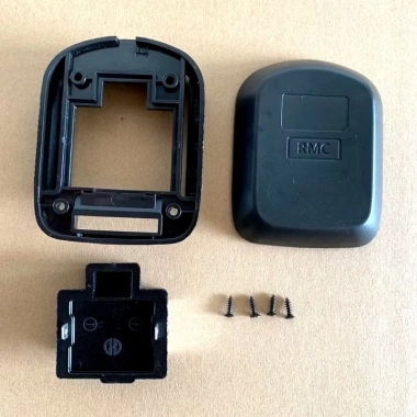 Đế lấy nguồn pin Makita có nắp che - Giá chỉ 29.000 VND, giảm mạnh 4