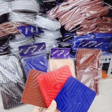 Đế lót ly nhựa dẻo RICO hình Vuông - Bộ 10, chịu nhiệt, không trượt, giá 45.000đ