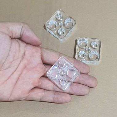 Đế mica siêu nhỏ gọn, giá rẻ 8.880đ, dùng cho chum mực phun xăm, tiện lợi, bền bỉ
