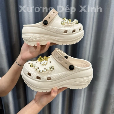 Dé sục nữ charm đá ngẫu nhiên đế cao 8cm EVA phong cách năng động - Giá chỉ 65.000₫ 10 Dé sục nữ charm đá ngẫu nhiên đế cao 8cm EVA phong cách năng động - Giá chỉ 65.000₫ 10