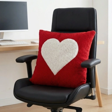 Đệm gối sofa Valentine giới hạn - Thêu trái tim đỏ trắng, mềm mại sang trọng, giảm giá 144.288 VND
