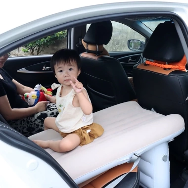 Đệm hơi ô tô cho trẻ em - An toàn trên xe, máy bay, tàu lửa, chỉ 720.000₫ 2