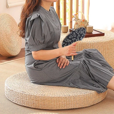 Đệm ngồi đan cói HOMELOVE Tatami thiền tròn dệt tay, đa kích thước, giá 318.000₫