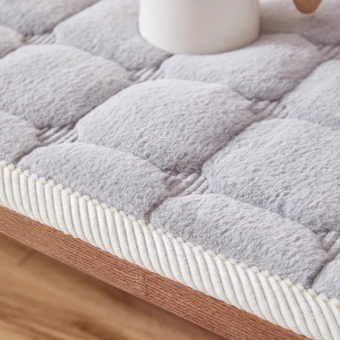 Đệm Sofa Nhung Giả Lông Thỏ Cao Cấp - Mềm Mại Ấm Áp, Chống Trượt cho Ghế Gỗ 3 Đệm Sofa Nhung Giả Lông Thỏ Cao Cấp - Mềm Mại Ấm Áp, Chống Trượt cho Ghế Gỗ 3