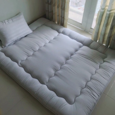 Đệm topper siêu ấm dày dặn, họa tiết sinh động - Trải giường mùa đông chỉ 250.000₫ 10