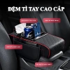 Đệm tỳ tay ô tô 4 trong 1 mới, lõi cao su non bọc da PU cao cấp, kèm hộp giấy đa năng - 127.700đ 2