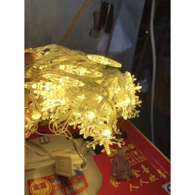 Đèn Bông Tuyết 10m có phích nối - Dây LED trang trí, giá ưu đãi 49.000₫ 4