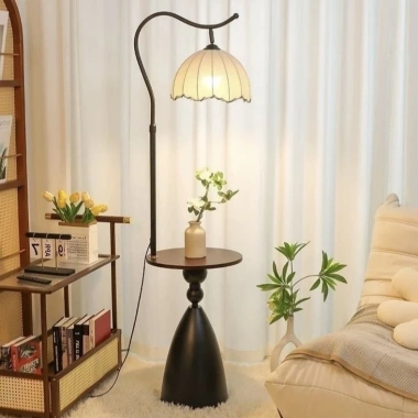 Đèn Cây Đứng CM64 - Đèn Sàn Ba Ngăn Cổ Điển, Chân Tam Giác, Giá 845.000₫ 10