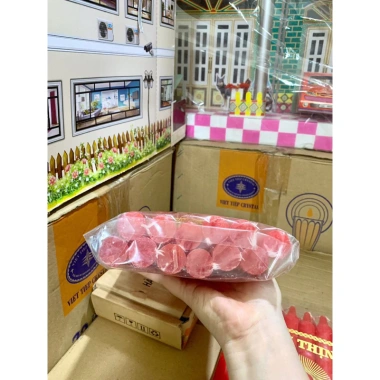 Đèn Cầy Sáp Thơm Đỏ 12 Cây 1kg Cao 25cm Đường Kính 3cm Giá Ưu Đãi 98.000₫ 3 Đèn Cầy Sáp Thơm Đỏ 12 Cây 1kg Cao 25cm Đường Kính 3cm Giá Ưu Đãi 98.000₫ 3