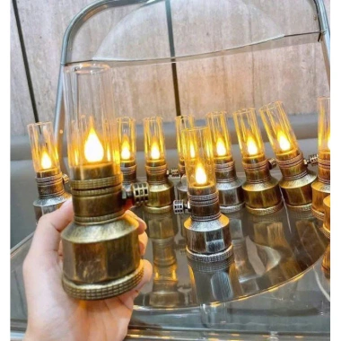 Đèn Dầu Pin Cổ Điển - Hoạt Động Bằng Pin, Trang Trí Bàn Thờ, Chỉ 49.000 VND 3 Đèn Dầu Pin Cổ Điển - Hoạt Động Bằng Pin, Trang Trí Bàn Thờ, Chỉ 49.000 VND 3