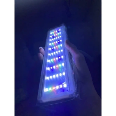 Đèn LED 6 màu WRGB + 4 hàng trắng xanh cho hồ thủy sinh - Giá 75.000, giảm mạnh 3 Đèn LED 6 màu WRGB + 4 hàng trắng xanh cho hồ thủy sinh - Giá 75.000, giảm mạnh 3