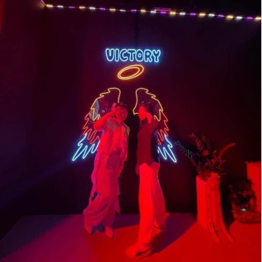 Đèn LED Neon Cánh Thiên Thần 80x30 cm - Nhiều màu, Trang trí quán ăn, bar, tiệc sinh nhật - Giá ưu đãi 1.5 triệu 9 Đèn LED Neon Cánh Thiên Thần 80x30 cm - Nhiều màu, Trang trí quán ăn, bar, tiệc sinh nhật - Giá ưu đãi 1.5 triệu 9