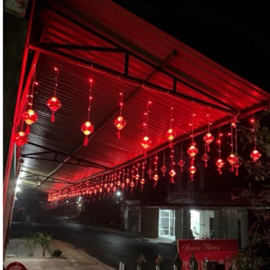 Đèn Led Rèm Thả Đèn Lồng Cắm Điện Trang Trí Tết – Giá 79.000 VNĐ, Sáng Lung Linh