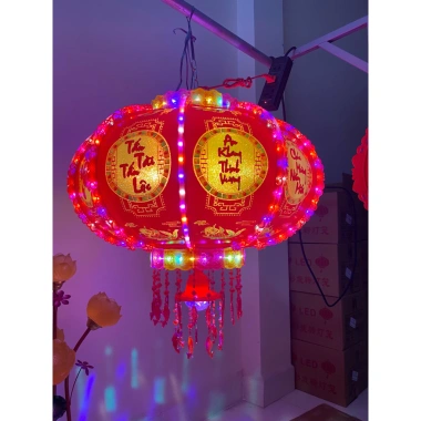 Đèn lồng điện xoay 360 độ phản quang ánh kim – Thu hút tài lộc, trang hoàng sân vườn lễ Tết, giá ưu đãi 260.000₫ 10