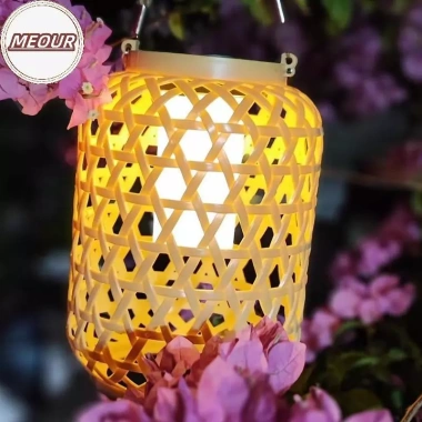 Đèn Lồng Nhựa Mây Năng Lượng Mặt Trời Chống Nước - Trang Trí Sân Vườn Ngoài Trời