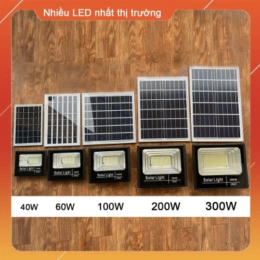 Đèn pha năng lượng mặt trời 40-1.000W - Công suất đa dạng, tiết kiệm điện, giá chỉ 379.000 VND