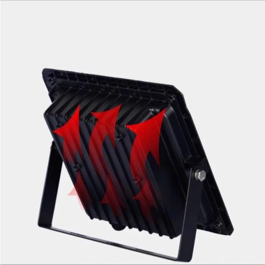 Đèn pha năng lượng mặt trời 60W - Siêu sáng, Tiết kiệm điện, Giá ưu đãi 409.000 VND 4