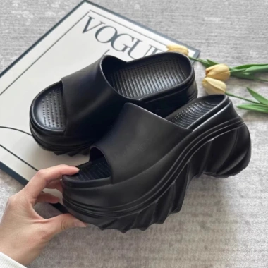 Dép bánh mì PiSoo nữ - Độn đế 7cm, quai ngang siêu nhẹ, giá ưu đãi 85k 2 Dép bánh mì PiSoo nữ - Độn đế 7cm, quai ngang siêu nhẹ, giá ưu đãi 85k 2