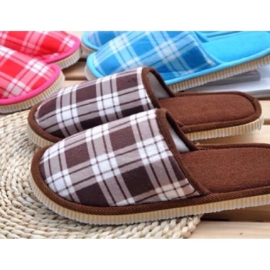 Dép bông đi trong nhà đế chống trượt siêu nhẹ ấm, giá chỉ 29.000₫