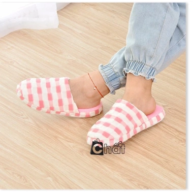 Dép Bông Mang Trong Nhà Caro - Đệm êm êm, chống trượt, giá chỉ 35.000 VND