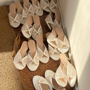 Dép cao gót nữ Ren trắng đính ngọc – Pearl Heels, hoàn hảo tiệc cưới, giá 364k
