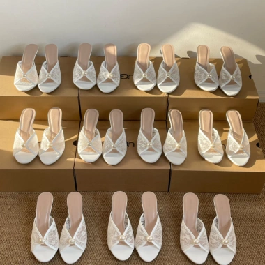 Dép cao gót nữ Ren trắng đính ngọc – Pearl Heels, hoàn hảo tiệc cưới, giá 364k