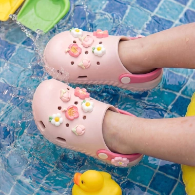 Dép cross bé gái Mario 5 tuổi+ màu pastel tươi tắn kèm phụ kiện hoa anh đào thời trang - Giá ưu đãi 207.360 VND 5