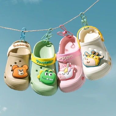 Dép Cross Cheerful Mario cho Bé - Thú Hoạt Hình Độc Đáo, Thời Trang, Giá 119k