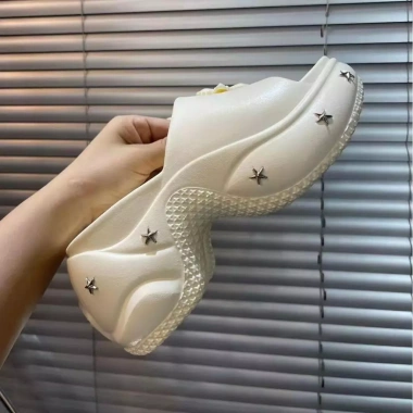 Dép đế dày 9CM sandal nữ cao gót chống trượt - Giá chỉ 232.268₫ 7