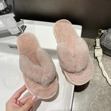 Dép đi trong nhà Quai Kẹp Lông Cườu Cao NineRed Homewear D102-D130 giảm còn 59k 8