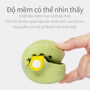 Dép EVA bé Cheerful Mario chính hãng - Dép súc hoạt hình cổ điển, thoải mái tập đi, giá 120.043 VND 3 Dép EVA bé Cheerful Mario chính hãng - Dép súc hoạt hình cổ điển, thoải mái tập đi, giá 120.043 VND 3