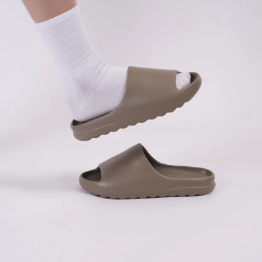 Dép EVA CloudHug siêu êm nhẹ, chống trượt, thời trang nam nữ - giá 70.000đ