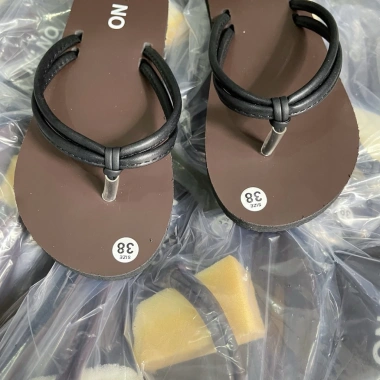 Đép kẹp quai da FORM NHỎ ND04 Dép xỏ ngón trơn, nhẹ, giảm giá 22% chỉ 54.999₫