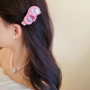 Dép kẹp tóc mỏ vịt Hello Kitty siêu dễ thương cho bé gái giá chỉ 43.240đ giảm giá