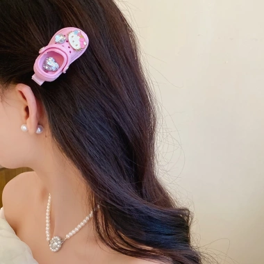Dép kẹp tóc mỏ vịt Hello Kitty siêu dễ thương cho bé gái giá chỉ 43.240đ giảm giá