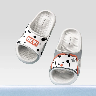Dép lê Mario vàng cho bé gái - Đế mềm chống trượt, chống mùi, giảm 20% 3 Dép lê Mario vàng cho bé gái - Đế mềm chống trượt, chống mùi, giảm 20% 3