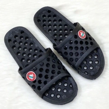 Dép lỗ táo nam nữ siêu nhẹ, chống trơn trượt, dùng trong nhà - chỉ 23.900 VND 2