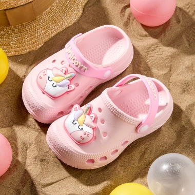 Dép Mario hoạt hình cho bé, dép cross suốt EVA thời trang, giá 149.000đ giảm từ 180.290đ 2 Dép Mario hoạt hình cho bé, dép cross suốt EVA thời trang, giá 149.000đ giảm từ 180.290đ 2