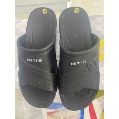 Dép nam Bitis DEM53.010 2 màu đen nâu - Siêu nhẹ, bền, giảm giá 99k giá gốc 118.8k 4 Dép nam Bitis DEM53.010 2 màu đen nâu - Siêu nhẹ, bền, giảm giá 99k giá gốc 118.8k 4