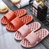 Dép nhà tắm có lỗ thoáng, dép đi trong nhà, văn phòng, chất liệu mềm dẻo êm chân, giá 49.000 VND 3