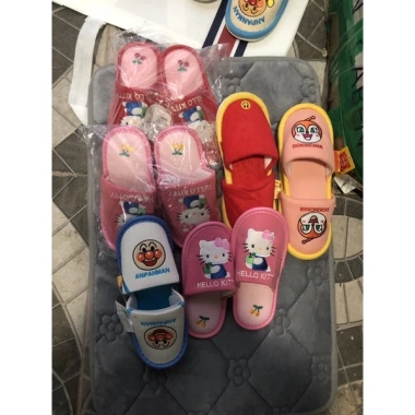 Dép nhà trẻ em Nhật Anpanman 1.121 - Giá 37.000đ, chất mềm, thiết kế dễ thương