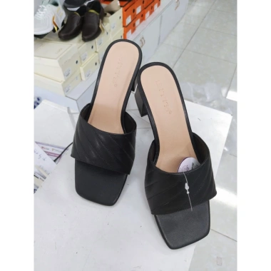 Dép nữ 5cm BFW3.088 - Đệm êm, thời trang, giảm giá 425.000 VND, chất liệu cao cấp