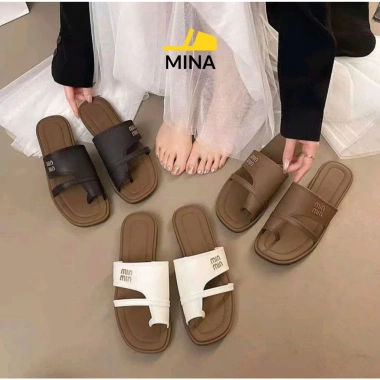 Dép nữ quai ngang đế mềm Mina 2.025 thoải mái đi chơi, đi biển, chỉ 41.997 đồng 6 Dép nữ quai ngang đế mềm Mina 2.025 thoải mái đi chơi, đi biển, chỉ 41.997 đồng 6