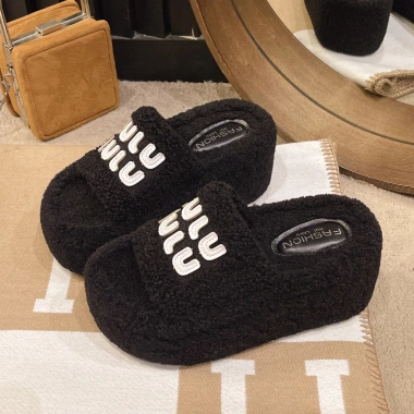 Dép Nữ Tăng Chiều Cao 7cm Phong Cách Mới - Cotton Ấm Đế Dày Chống Trơn Trượt Lông